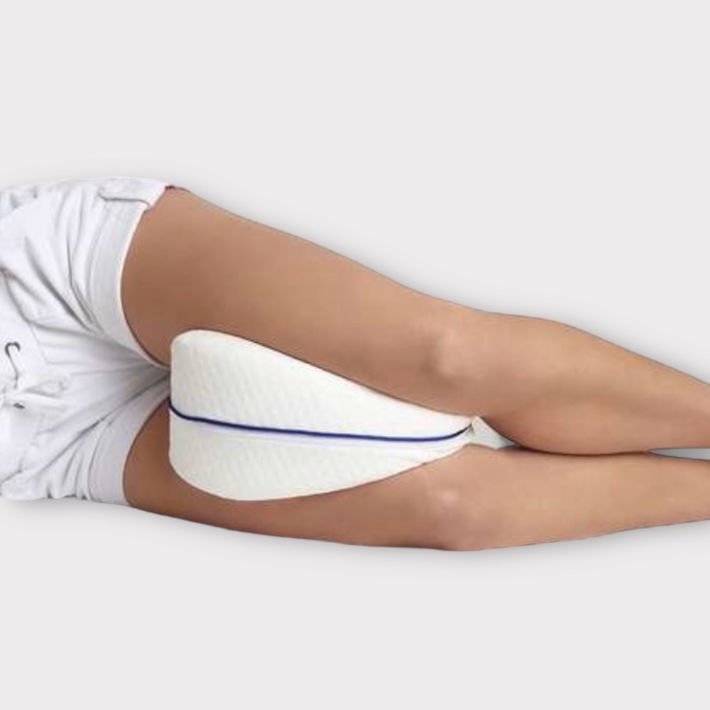 BLUZEN Orthopedic Leg Pillow - New In Box - Picture 2 of 5